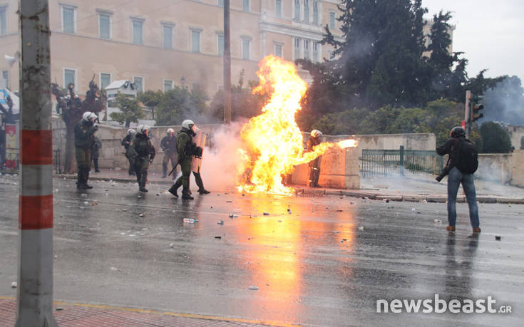 Ένωση Κεντρώων: Να δώσει εξηγήσεις ο Τσίπρας για τα κατορθώματα της ΕΛΑΣ στο Σύνταγμα