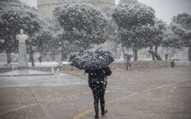 Τι πρέπει να κάνετε για να προστατευτείτε από την κακοκαιρία