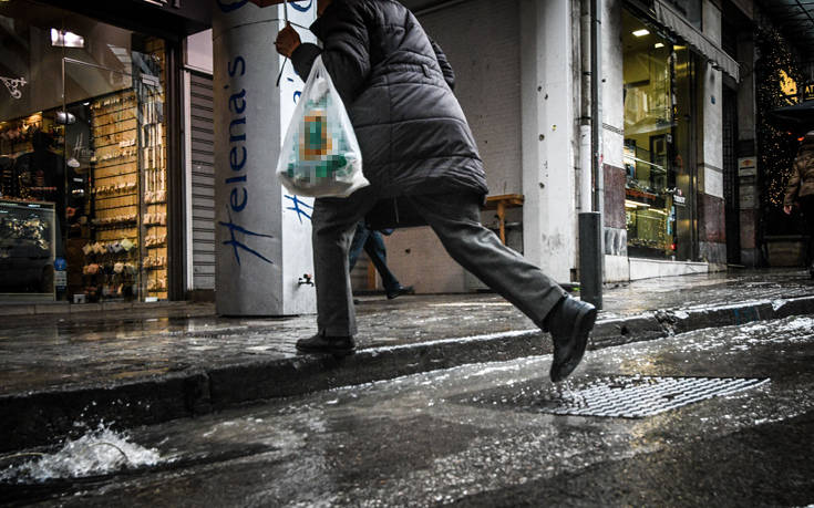 Χαλάει ο καιρός με βροχές και ισχυρούς ανέμους