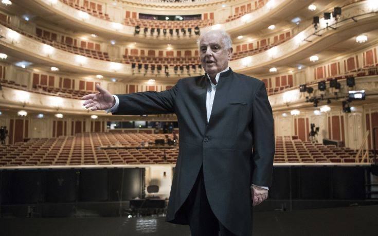 Απορρίπτει τις κατηγορίες περί αυταρχισμού ο μαέστρος της Κρατικής Όπερας του Βερολίνου