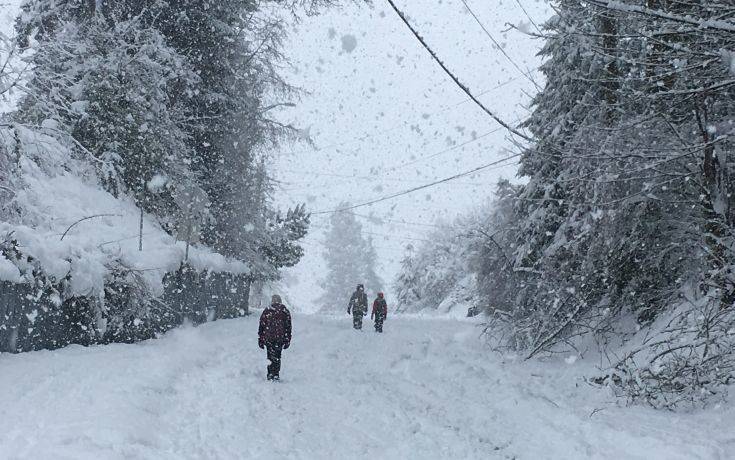 Εγκλωβισμένος από το χιόνι για εβδομάδες βρέθηκε ένας άνδρας στον Καναδά