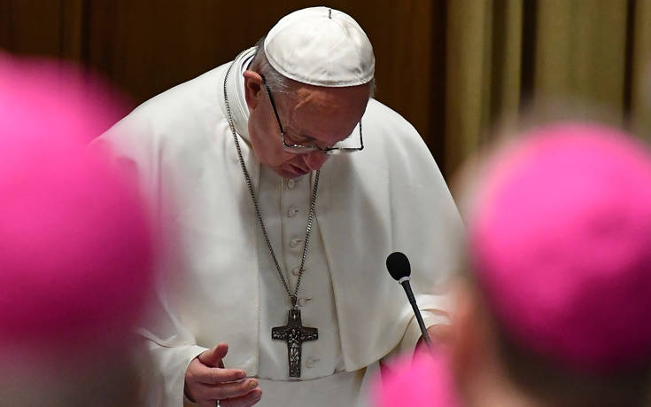Κάλεσμα του Πάπα Φραγκίσκου στην Εκκλησία «να ακούσει την κραυγή των θυμάτων»