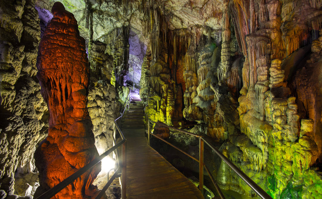 Το εντυπωσιακό σπήλαιο που γεννήθηκε ο Δίας