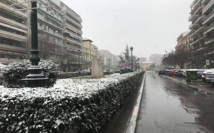 Στους δρόμους οι αλατιέρες στη Θεσσαλονίκη