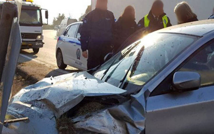 Τούμπαρε το αυτοκίνητό της, αλλά βγήκε από αυτό χωρίς γρατσουνιά