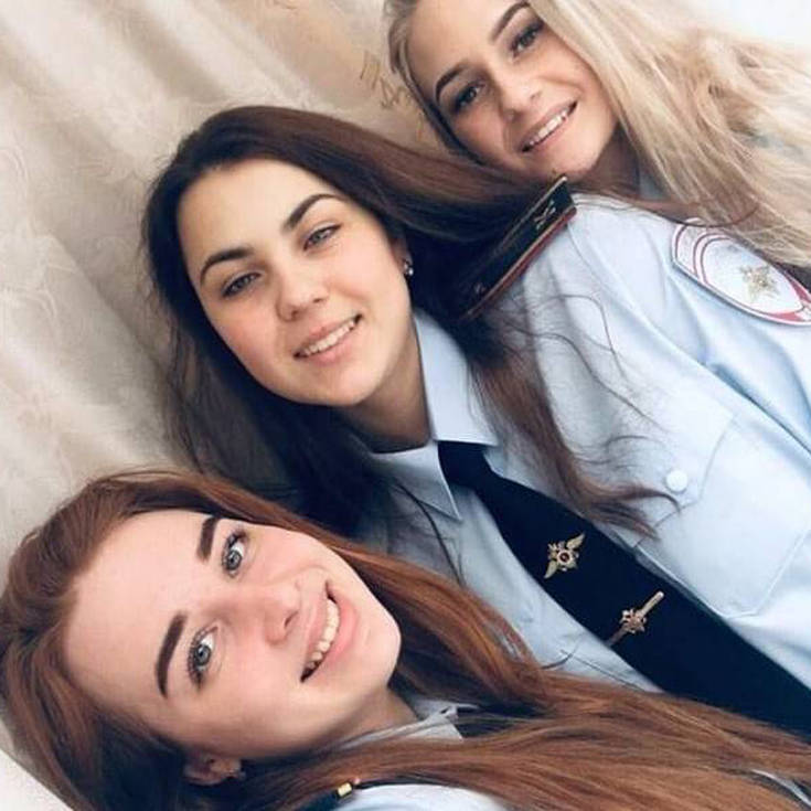 Τα κορίτσια του ρωσικού στρατού ξαναχτυπούν