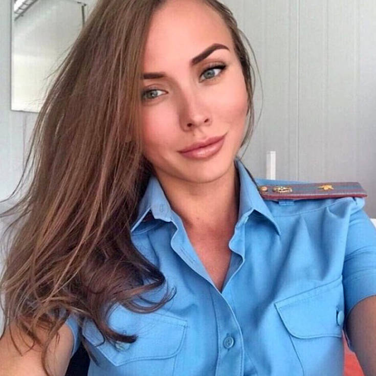 Τα κορίτσια του ρωσικού στρατού ξαναχτυπούν