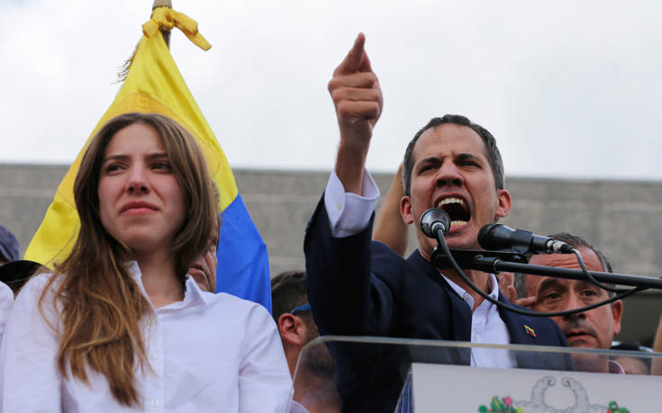 Βενεζουέλα: Επιμένει ο Γκουαϊδό και ζητά να συνεχιστούν και σήμερα οι διαδηλώσεις