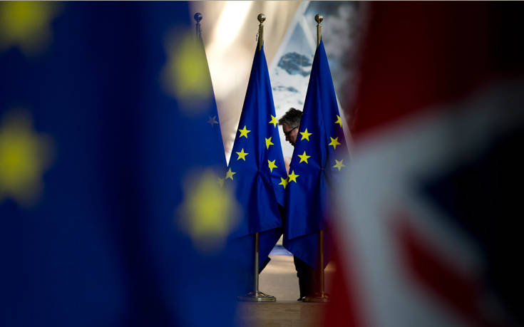 Στάση αναμονής τηρεί η Ευρωπαϊκή Ένωση για το Brexit