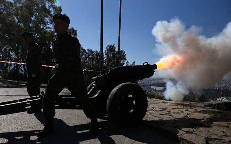 25η Μαρτίου: Οι 21 κανονιοβολισμοί στον Λυκαβηττό για την εθνική επέτειο