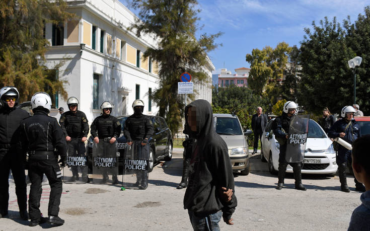 Τι είπε στην εξάωρη απολογία του ο 35χρονος κατηγορούμενος για τον φόνο του 52χρονου Ρομά