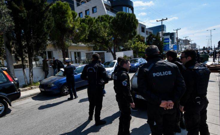 Πειθαρχικό έλεγχο του οδηγού ταξί που δεν βοήθησε το θύμα στο Ελληνικό ζητά ο Σπίρτζης