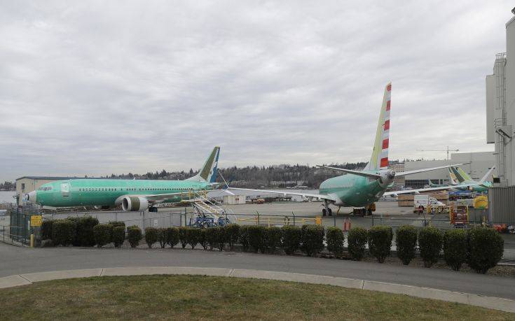 Βουτιά για τη μετοχή της Boeing μετά το πολύνεκρο δυστύχημα