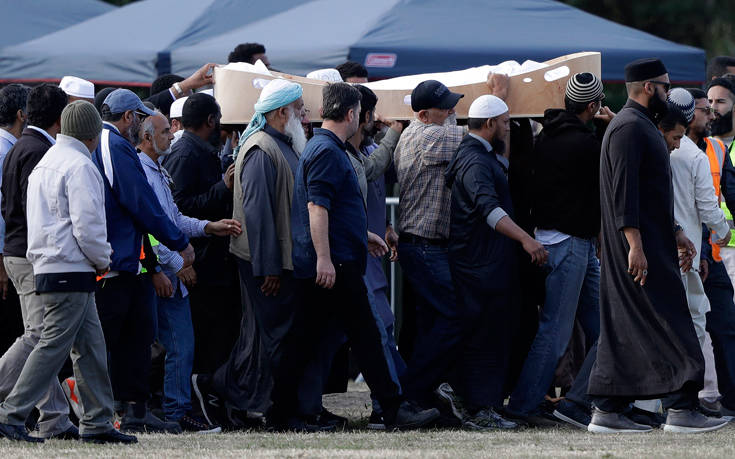 Έτοιμοι να παραδώσουν τα όπλα οι Νεοζηλανδοί μετά το μακελειό