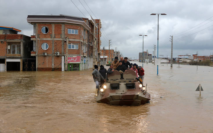 Άνευ προηγουμένου πλημμύρες στο Ιράν με 43 νεκρούς