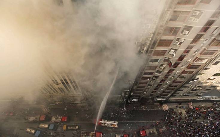 Φωτιά σε κτίριο 19 ορόφων στο Μπανγκλαντές