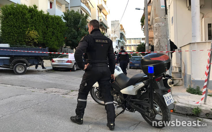 Γυναίκα με παιδί έπεσαν από τον 5ο όροφο πολυκατοικίας στον Νέο Κόσμο