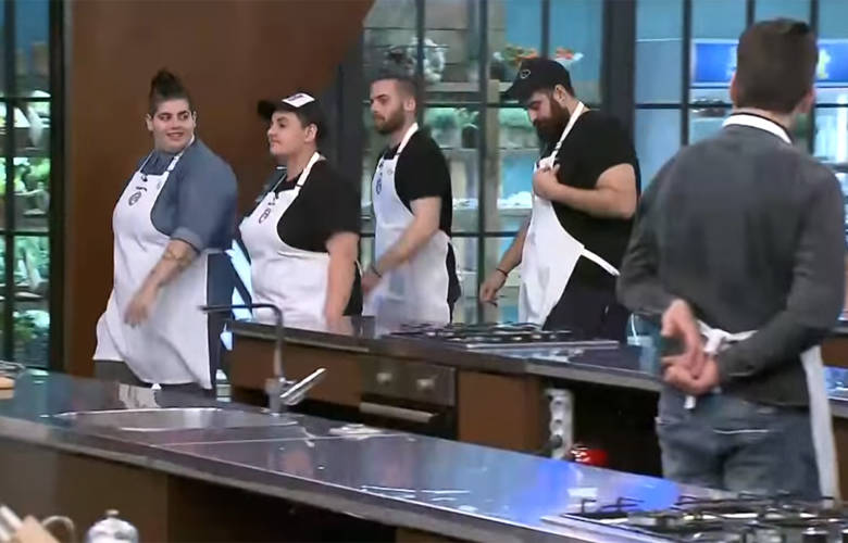 Στο MasterChef μαγείρεψαν σε ζευγάρια και έγινε χαμός