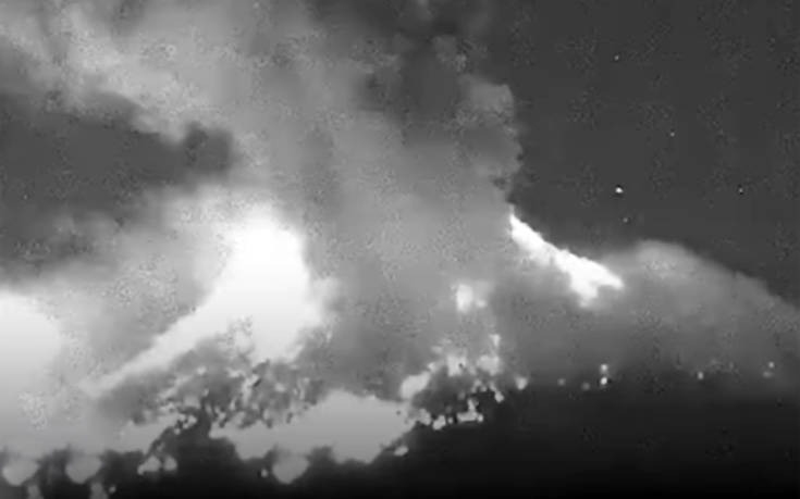 Η τρομακτική έκρηξη του ηφαιστείου Ποποκατεπέτλ στο Μεξικό