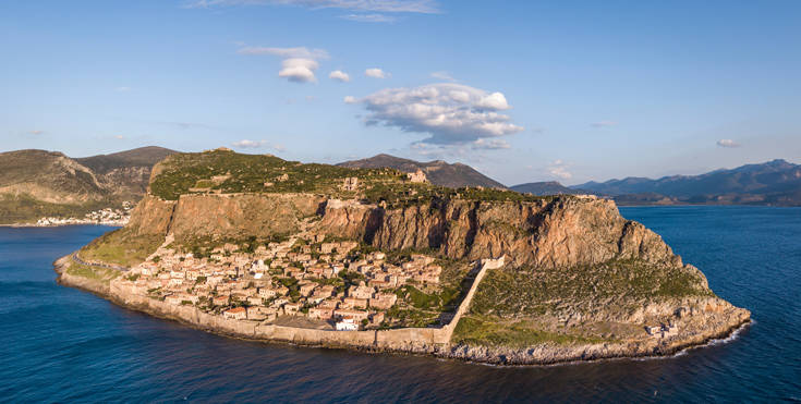 Η μαγευτική καστροπολιτεία της Λακωνίας τόπος καταγωγής του Ρίτσου