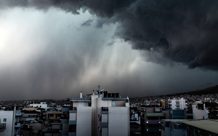 Έκτακτο δελτίο καιρού: Καταιγίδες και χαλάζι στην Αττική