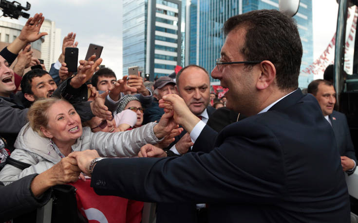 Εκρέμ Ιμάμογλου: Ελπίδα είναι να βλέπεις το φως ακόμη και μέσα στα ερέβη