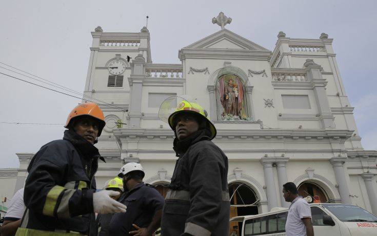 Μακελειό στη Σρι Λάνκα: Έκτακτο συμβούλιο ασφαλείας μετά τις βομβιστικές επιθέσεις