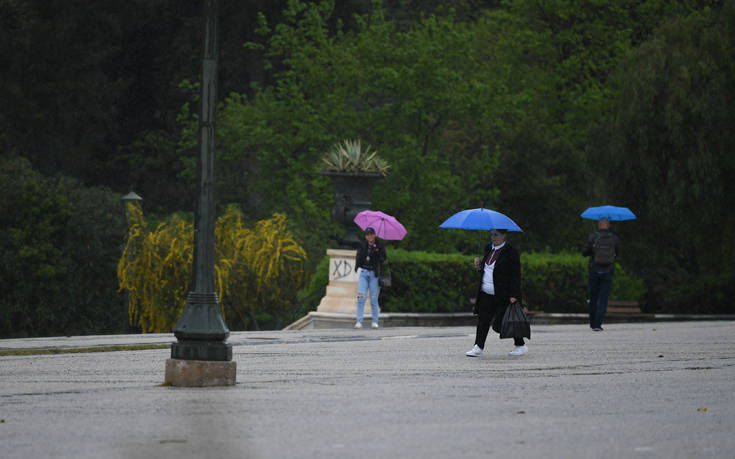 Καιρός: Πρωτομαγιά με βροχές και πτώση της θερμοκρασίας