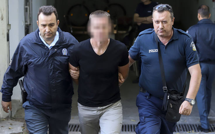 Υπόθεση Mr Bitcoin: «Ζω μια κόλαση. Ο γιος μου, η νύφη μου και τα παιδιά του ”θανατώνονται”»