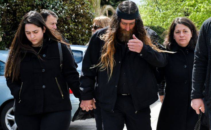 Τη βίαιη προσαγωγή δύο μαρτύρων στη δίκη για το θάνατο του Βαγγέλη Γιακουμάκη διέταξε το δικαστήριο