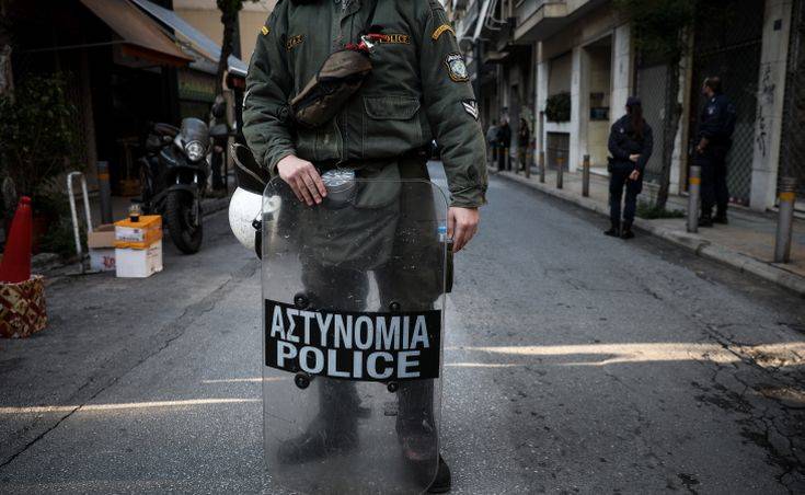 Το σχέδιο του Χρυσοχοΐδη για να «καθαρίσει» τα Εξάρχεια