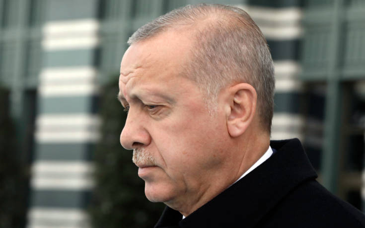 Ξηλώθηκε ο διοικητής της κεντρικής τράπεζας της Τουρκίας