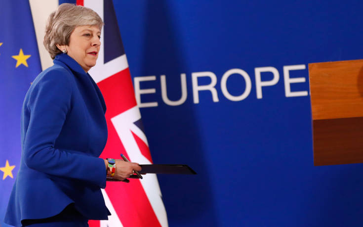 Brexit: Βελτιωμένη δέσμη μέτρων υπόσχεται η Μέι στο νέο νομοσχέδιο της Συμφωνίας Αποχώρησης