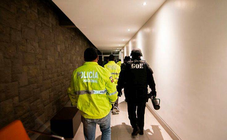 Σουηδός συνεργάτης του Ασάνζ κατηγορείται για κυβερνοεπίθεση στο Εκουαδόρ