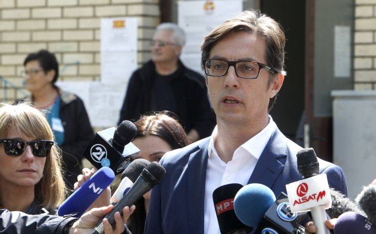 Η μονομαχία στον β’ γύρο των προεδρικών εκλογών στα Σκόπια και ο παράγοντας της αποχής