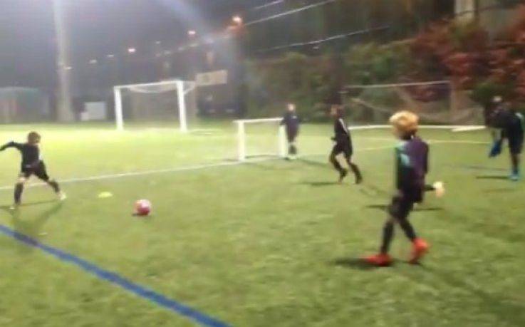 Τα «μωρά» της Μπαρτσελόνα παίζουν… tiki taka