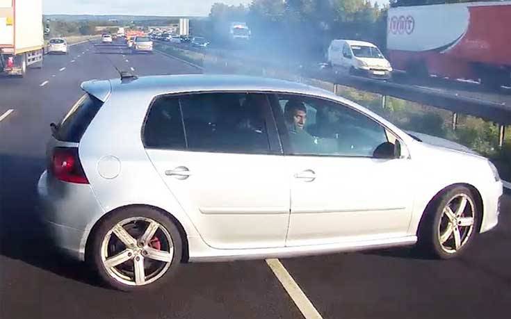 Ο ορισμός του παρά τρίχα στο δρόμο