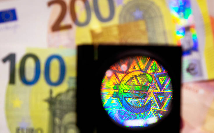 «Πρεμιέρα» για τα νέα χαρτονομίσματα των 100 και 200 ευρώ, ποια τα χαρακτηριστικά τους