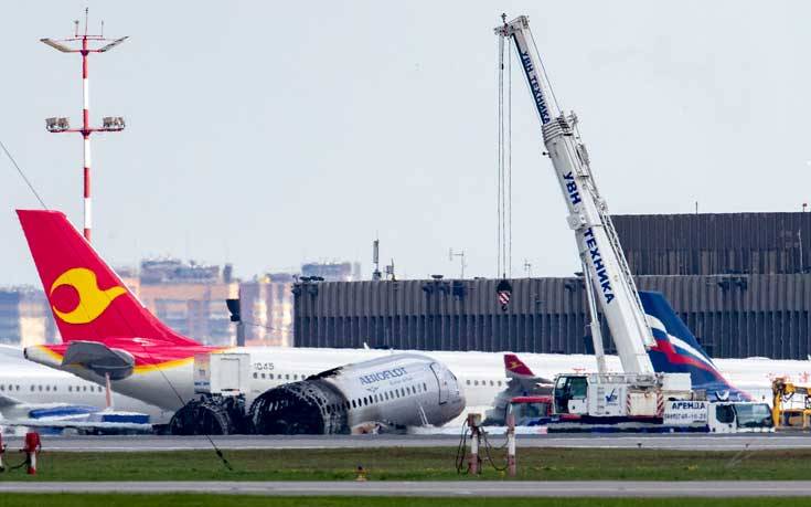 Ρωσία: Μαρτυρίες-σοκ για την τραγωδία με το φλεγόμενο αεροσκάφος
