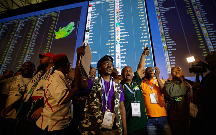 Νότια Αφρική: Το Αφρικανικό Εθνικό Κογκρέσο προηγείται μετά τις εκλογές της Τετάρτης
