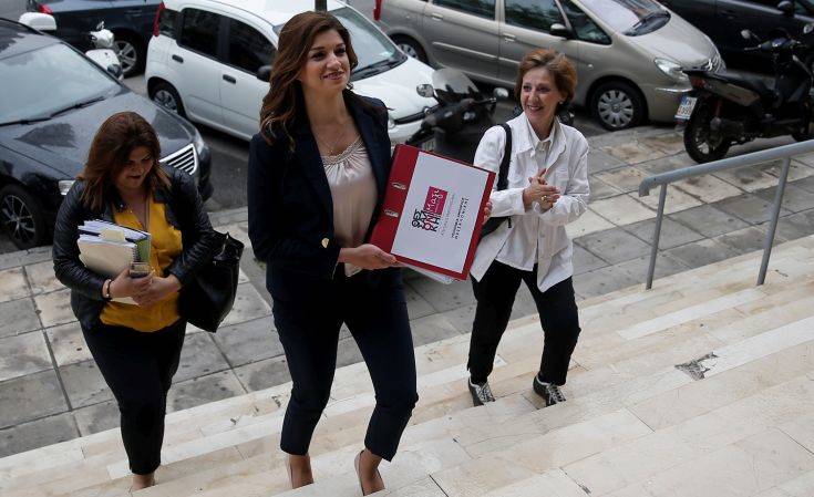 Δημοτικές εκλογές 2019: Η Νοτοπούλου κατέθεσε το ψηφοδέλτιο της παράταξης «Θεσσαλονίκη Μαζί»
