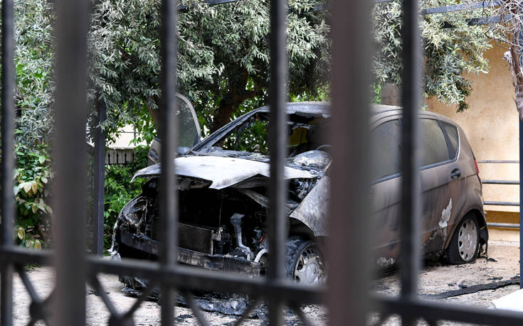 Τι λέει η δημοσιογράφος για την εμπρηστική επίθεση στο αυτοκίνητό της