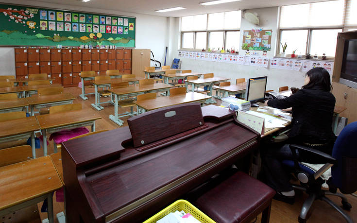 Γιαγιάδες γίνονται μαθήτριες στα σχολεία της Νότιας Κορέας