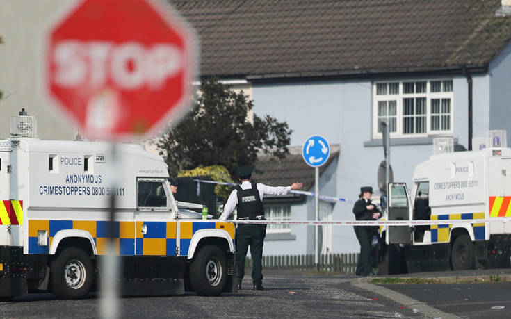 Τέσσερις συλλήψεις για τον φόνο της δημοσιογράφου στη Βόρεια Ιρλανδία