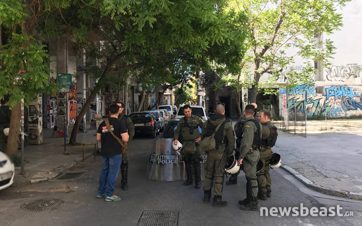 Αστυνομική επιχείρηση πραγματοποιείται στα Εξάρχεια