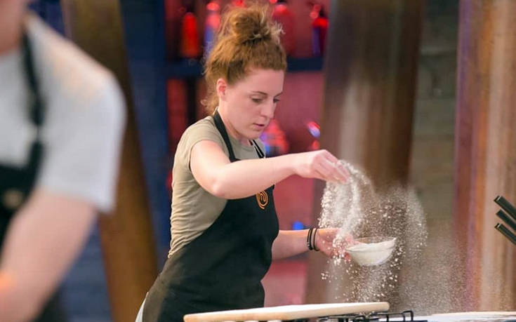 MasterChef 3: Η Σπυριδούλα παραδέχεται ότι το πάνω χέρι στη σχέση το έχει ο σύντροφός της