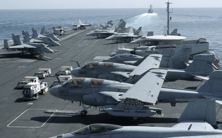 Με αεροπλανοφόρο και δύναμη κρούσης στέλνουν οι ΗΠΑ «σαφές μήνυμα» στο Ιράν