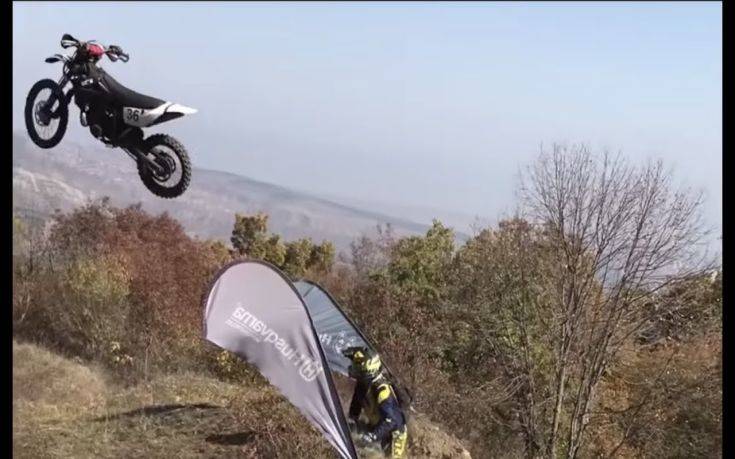 Οι δύσκολες στιγμές στην οδήγηση μιας Enduro