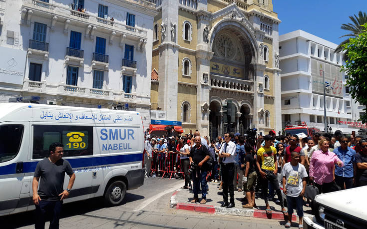 Το Ισλαμικό Κράτος ανέλαβε την ευθύνη για τις επιθέσεις καμικάζι στην Τύνιδα