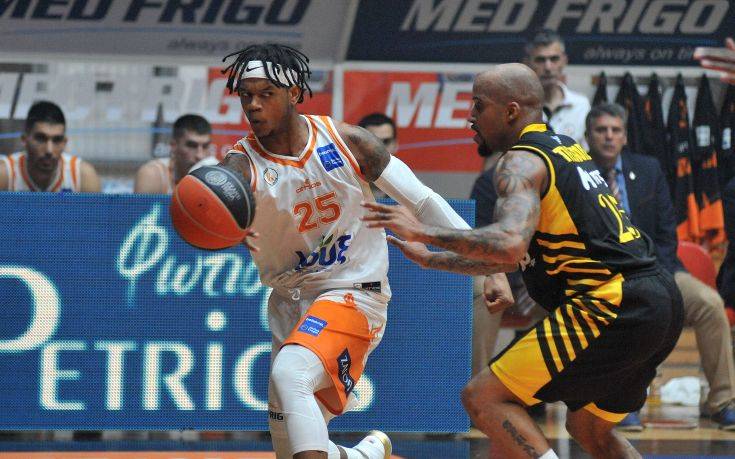 Basket League: Εξαιρετικός Προμηθέας «λύγισε» την ΑΕΚ και έκανε το 1-1 στη σειρά